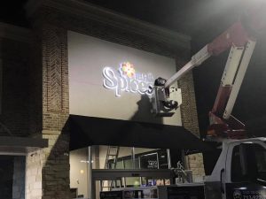 Glendale Heights Lighted Signs illuminated cabinet channel letters outdoor install 300x225
